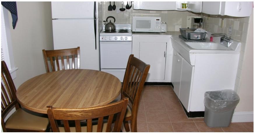 Beach Walk Apartments And Cottages Олд Орчард Бийч Екстериор снимка