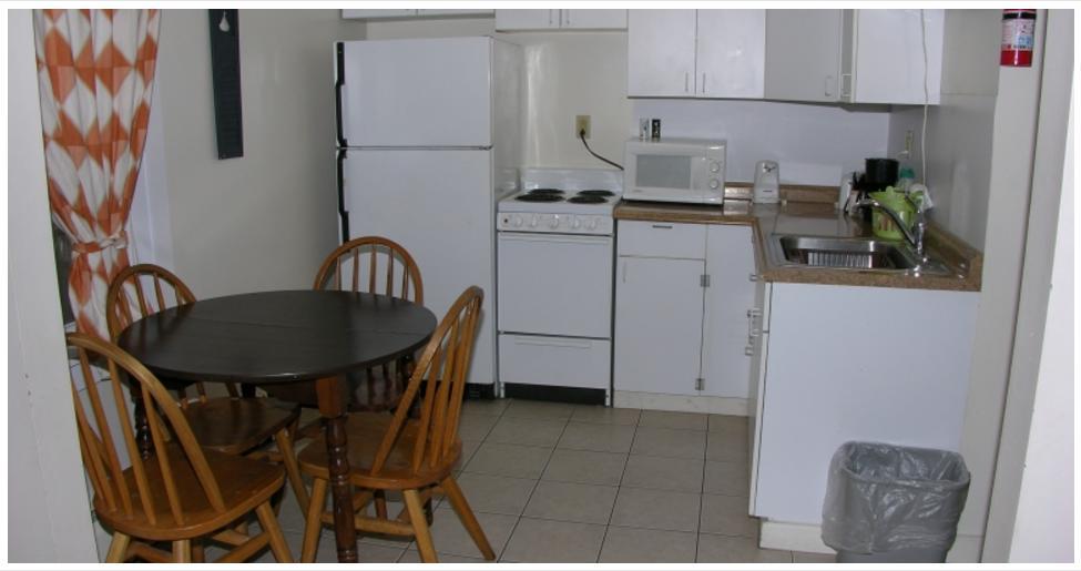 Beach Walk Apartments And Cottages Олд Орчард Бийч Екстериор снимка