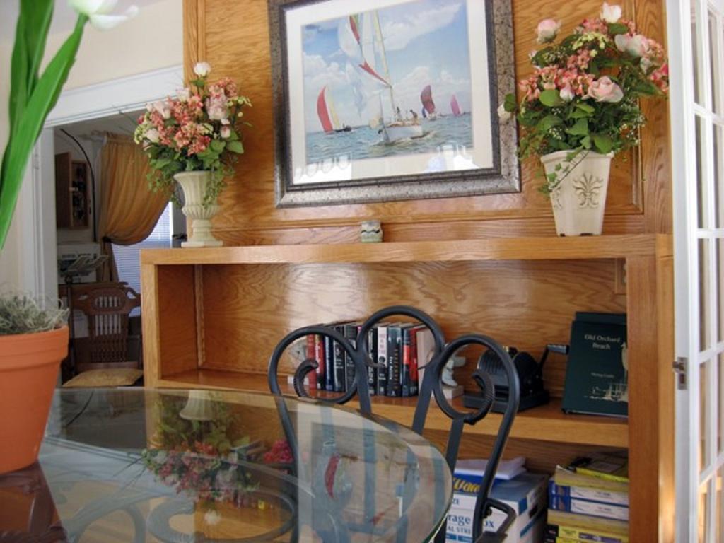Beach Walk Apartments And Cottages Олд Орчард Бийч Екстериор снимка