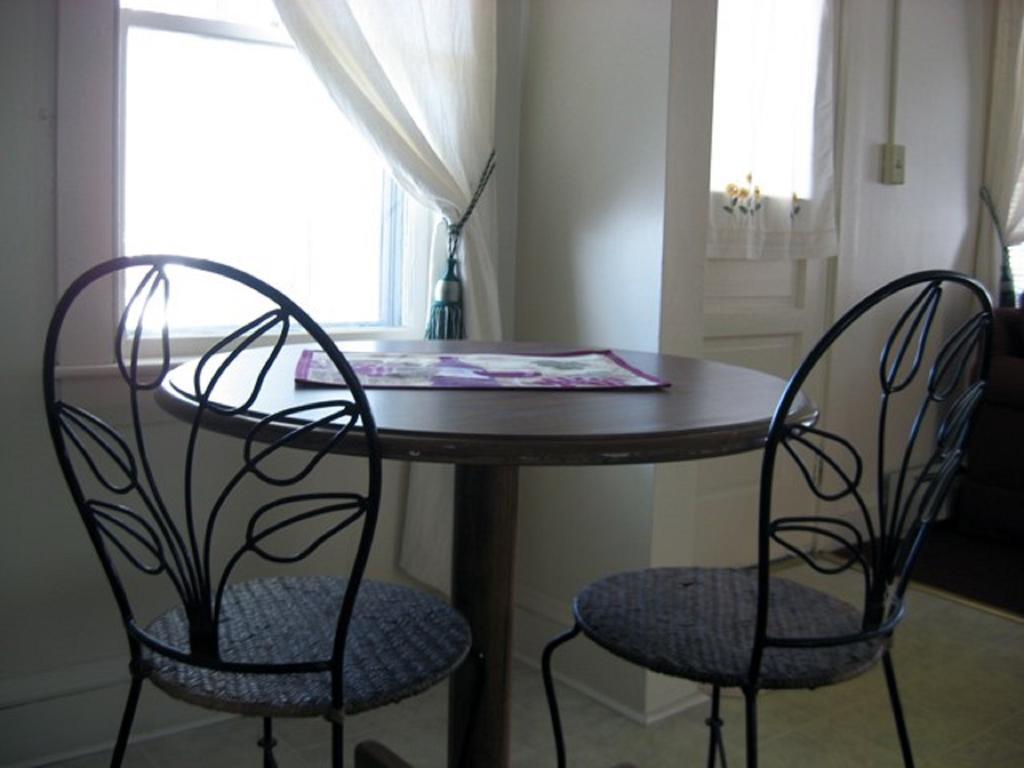 Beach Walk Apartments And Cottages Олд Орчард Бийч Екстериор снимка